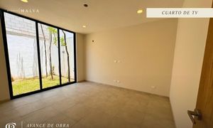 Casa tipo residencia en venta en Temozón, Mérida con alberca