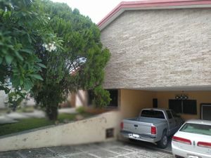 Edificio comercial en renta zona Campestre, Mérida Yucatán