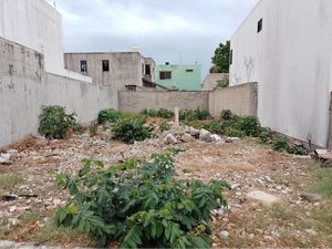 Venta de terreno 198 m2 en paseo de pensiones, Mérida