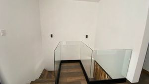 Renta de casa en privada de 3 Habitaciones con estudio y piscina