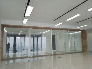 Oficinas AAA en Santa Fe: Prestigio, Exclusividad y Seguridad Garantizada"