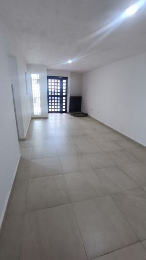 Excelente casa en Venta en Prado recién remodelada