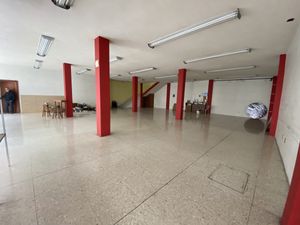 Local comercial de 2 niveles EN RENTA, Centro de Pachuca