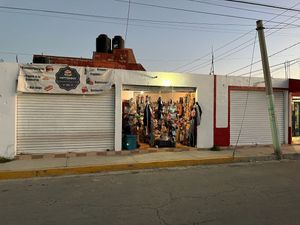 Vendo Propiedad Comercial en Esquina con 4 Locales Rentados