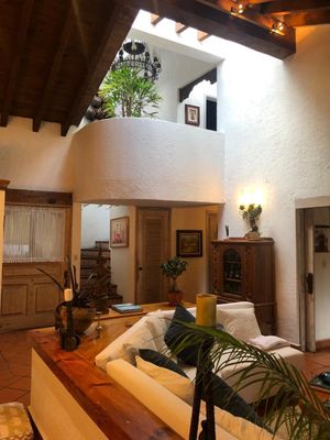 CASA EN VENTA EN AVANDARO