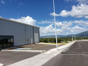 BODEGA EN RENTA 650 M CERCA DEL PARQUE INDUSTRIAL QUERETARO