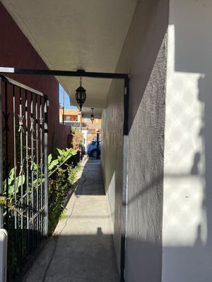 Casa amplia en zona residencial