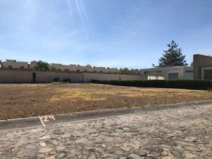 Terreno en venta cerca de Santa Anita  en Condominio Privado