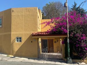 Casa en Venta en Lomas Verdes 1a Sección Naucalpan de Juárez