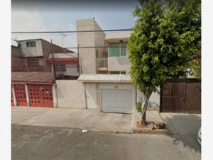 Casa en Venta en Valle de Aragón 3ra Sección Poniente Ecatepec de Morelos