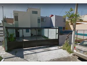 Casa en Venta en Las Aguilas Zapopan