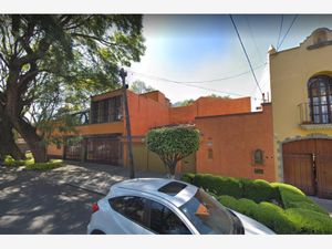 Casa en Venta en Del Carmen Coyoacán