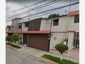 Casa en Venta en Valle Dorado Tlalnepantla de Baz