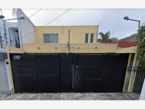 Casa en Venta en La Calma Zapopan