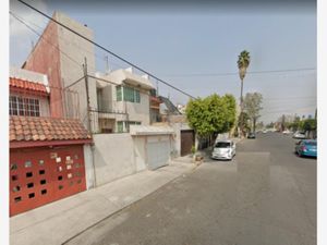 Casa en Venta en Valle de Aragón 3ra Sección Poniente Ecatepec de Morelos