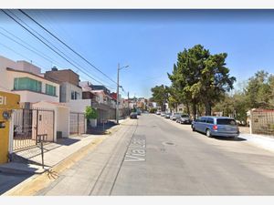 Casa en Venta en Jardines de Satelite Naucalpan de Juárez