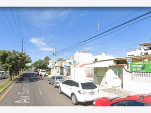 Casa en Venta en Las Aguilas Zapopan