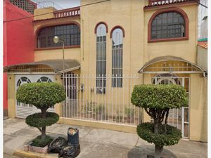 Casa en Venta en Del Carmen Coyoacán