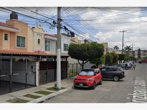 Casa en Venta en Puerta del Sol Zapopan