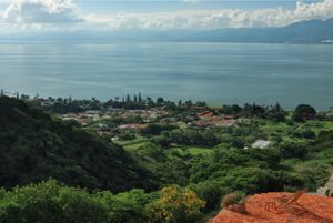 TERRENOS CON VISTA AL LAGO EN AJIJIC LOTE 37