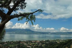 TERRENOS CON VISTA AL LAGO EN AJIJIC LOTE 37