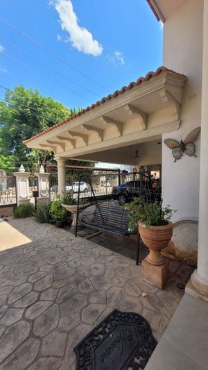 En Venta hermosa casa con una ubicación ideal