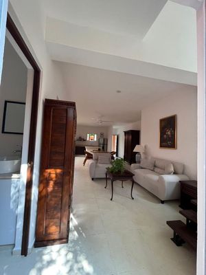 Townhouse Amueblado en Renta al Norte de Mérida