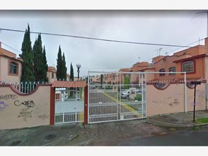 Casa en venta en Alcatraces, Unidad San Buenaventura, 56536 San Buenaventura,  Méx., México. UNIVERSIDAD DEL MÉXICO CONTEMPORÁNEO NIVEL BASICO, Escuela  Preparatoria Oficial No. 74, Bodega Aurrera San buenaventura