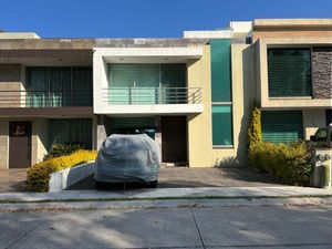 CASA EN VENTA EN RINCON DE LA MONTAÑA ALTOZANO, MORELIA