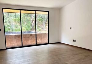 CASA RESIDENCIAL EN VENTA EN CLUB Y DENTRO DEL CAMPO DE GOLF ALTOZANO MORELIA