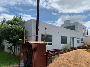 TERRENO CON BODEGA EN VENTA EN CARRETERA PATZCUARO, MICHOACAN