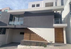 CASA EN VENTA EN LINDAVISTA TRES MARIAS, MORELIA