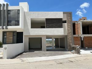 CASA EN PREVENTA EN LOMALTA TRES MARIAS, MORELIA