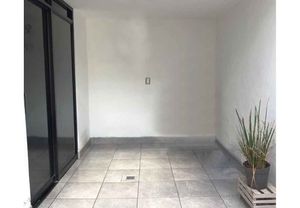 CASA EN VENTA EN PASEOS DEL VALLE, TARIMBARO