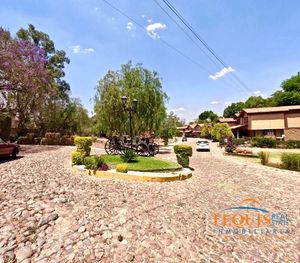 CASA EN RENTA TEQUISQUIAPAN l CENTRO