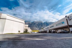 Bodega en renta en Santa Catarina