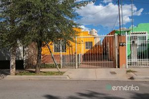 Casa en venta en Gilberto Tapia 1510, Alamedas V, Chihuahua, Chihuahua,  31136.