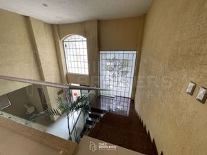 Casa en Venta en Fracc. Lomas de Santa Anita Residencial Jardin