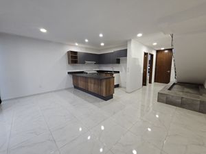 Casa Perimetral en Venta en Fraccionamiento Madeiras