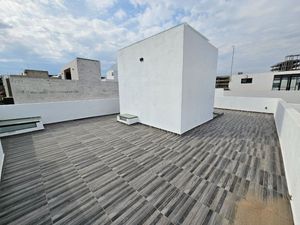 Casa a estrenar con Roofgarden en Capital Norte