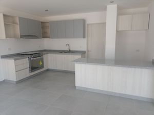 CASA EN VENTA EN SAN ISIDRO, JURIQUILLA