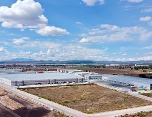 NAVE INDUSTRIAL EN  RENTA EN LA ZONA DEL AEROPUERTO, EN COLÓN QUERÉTARO.