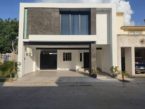 Casas en venta con control de acceso en Fuentes del Valle, Culiacán  Rosales, Sin., México