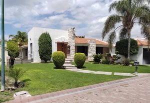 Casa en Venta al Sur Poniente en Jardines del Lago, Aguascalientes