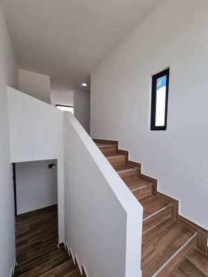 Casa remodelada en fraccionamiento venta