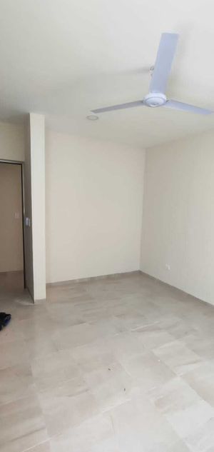 Loft en Planta Alta junto a carretera a progreso