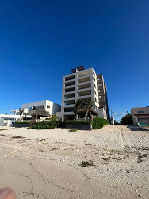 Penthouse costero de 4 recámaras a la venta en Chickxulub