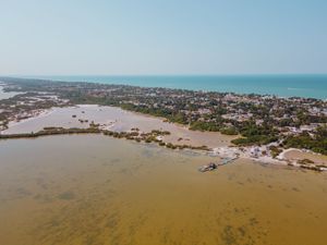 Terrenos residenciales a metros del mar en venta en Chelem, Yucatán