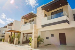 Casa 3 recámaras en venta en Selvanova,  Playa Del Carmen