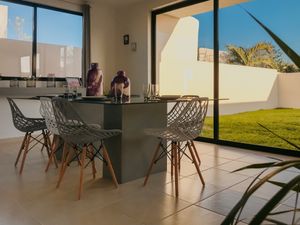 ¡ÚLTIMA UNIDAD! Casa nueva de 3 recámaras en venta en privada en Mérida